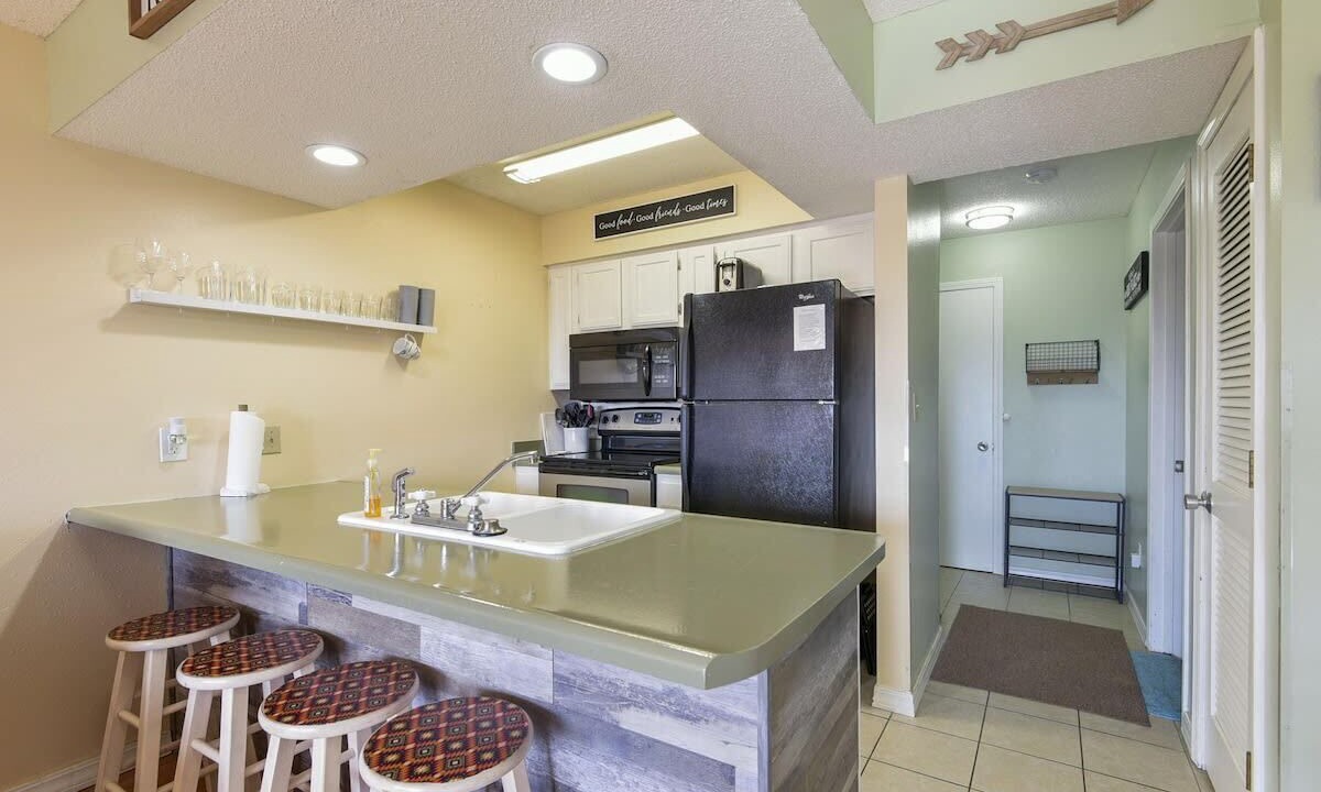 Photo of Others in Notch Estates