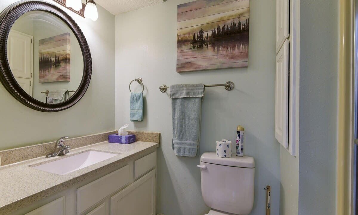 Photo of Bathroom in Notch Estates
