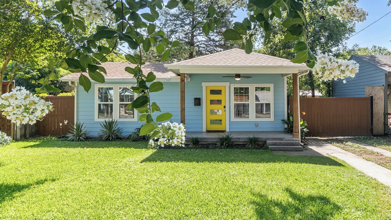 Photo of Outdoor in Central Arlington