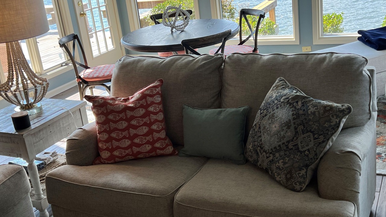Photo of Livingroom in Mid America