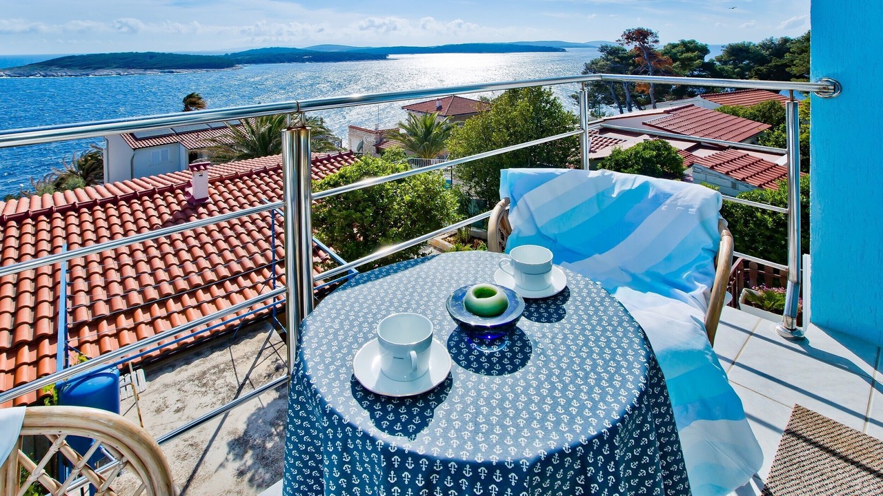 Photo of Patio Balcony in Krizni rat