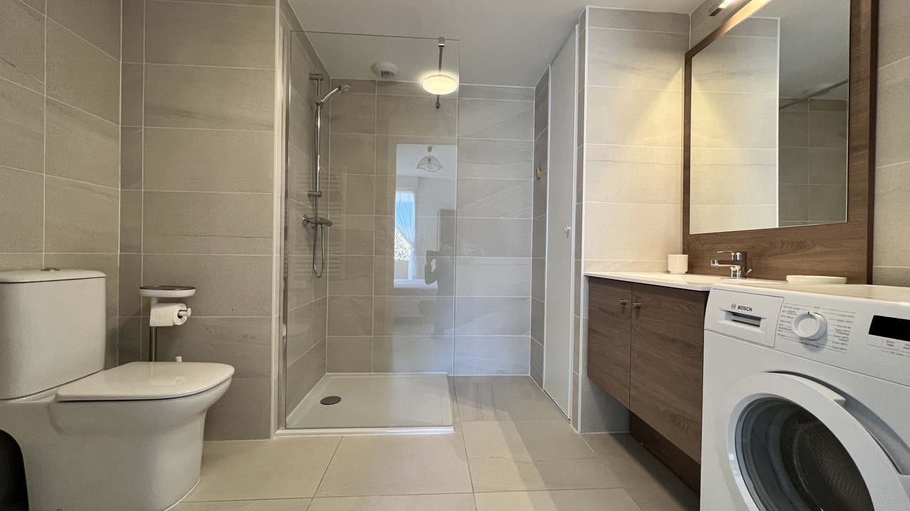 Photo of Bathroom in Gares