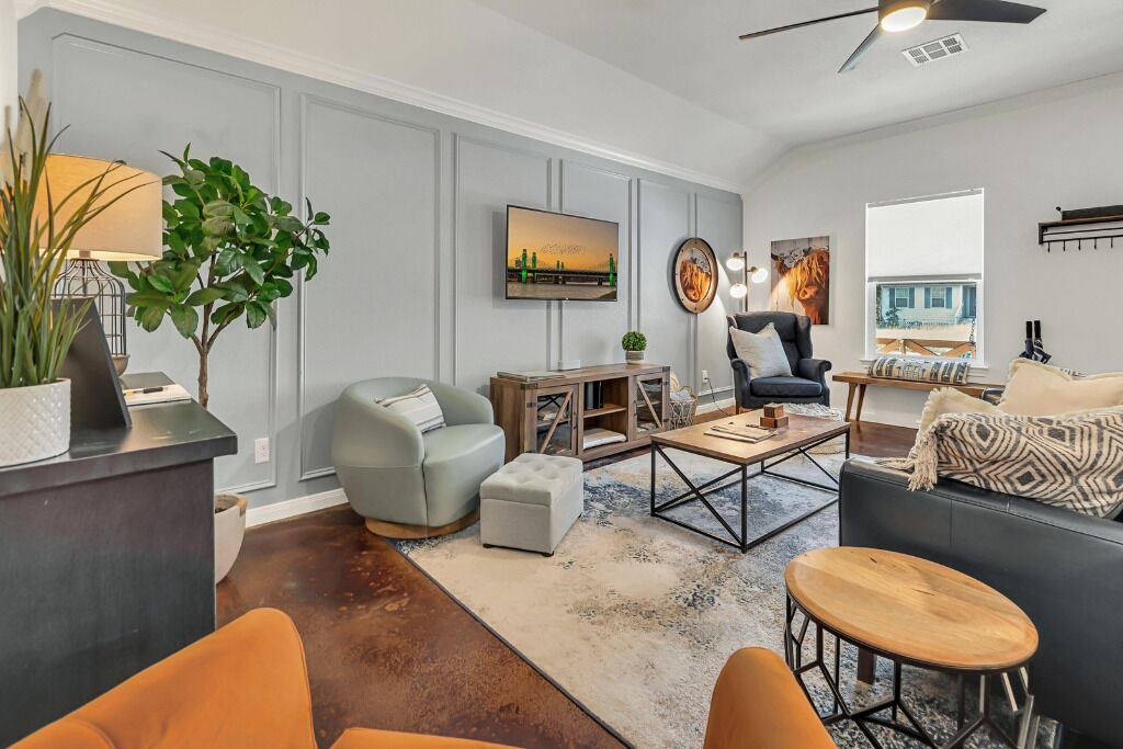 Photo of Livingroom in Waco