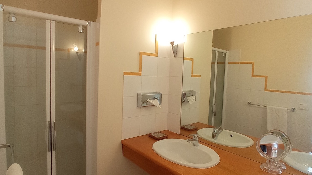 Photo of Bathroom in Saint-Affrique-les-Montagnes