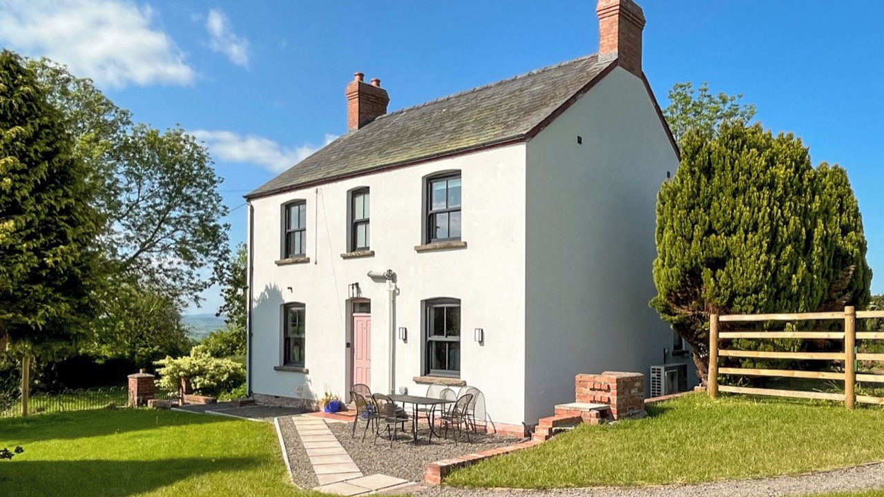 Photo of Others in Llanfihangel Tal-y-llyn