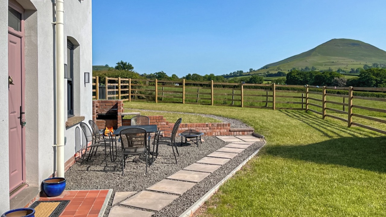 Photo of Outdoor in Llanfihangel Tal-y-llyn