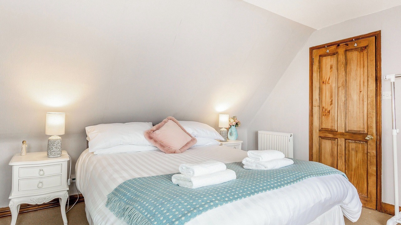 Photo of Others in Tain