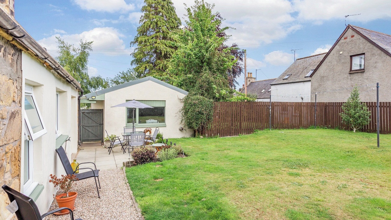 Photo of Outdoor in Tain