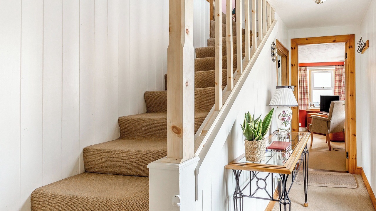 Photo of Others in Tain