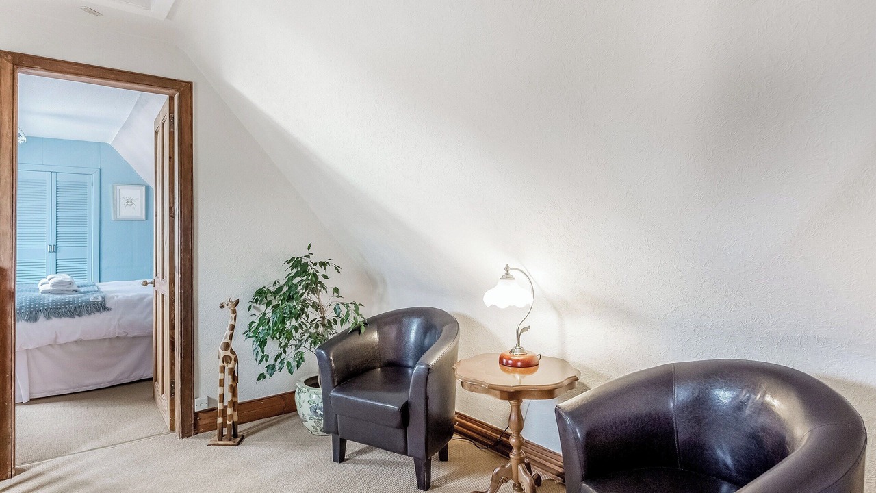 Photo of Others in Tain