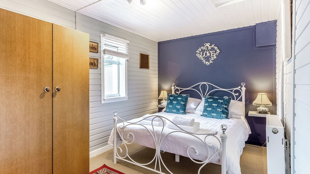 Photo of Others in Tain