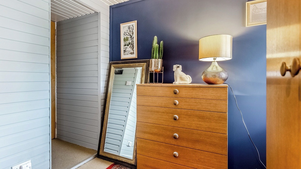 Photo of Others in Tain