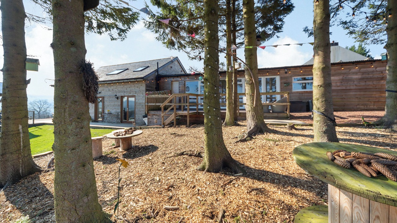 Photo of Outdoor in Henshaw