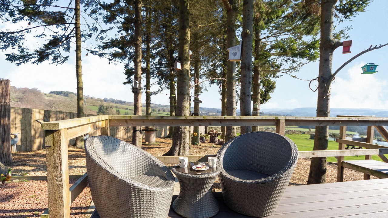 Photo of Others in Henshaw