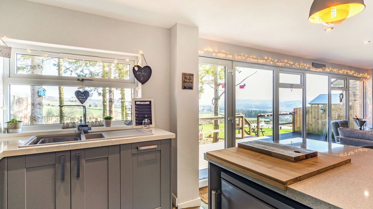 Photo of Others in Henshaw