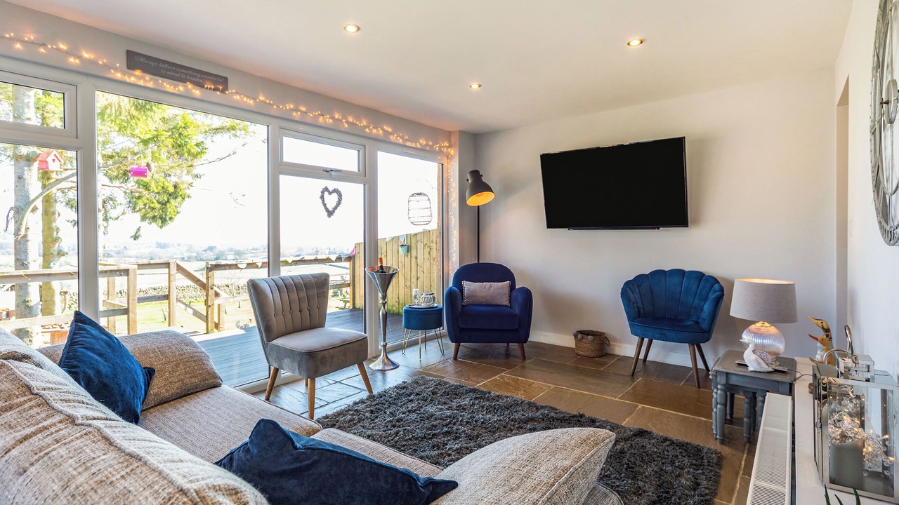 Photo of Others in Henshaw