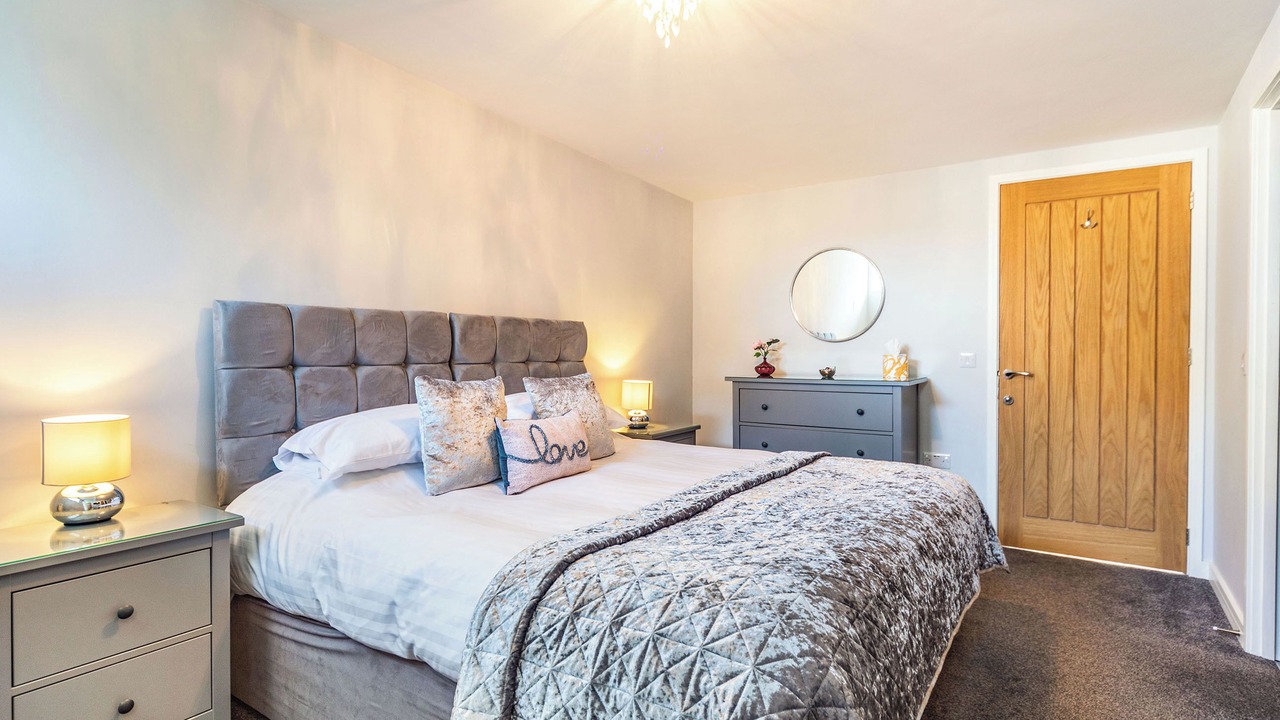 Photo of Others in Henshaw