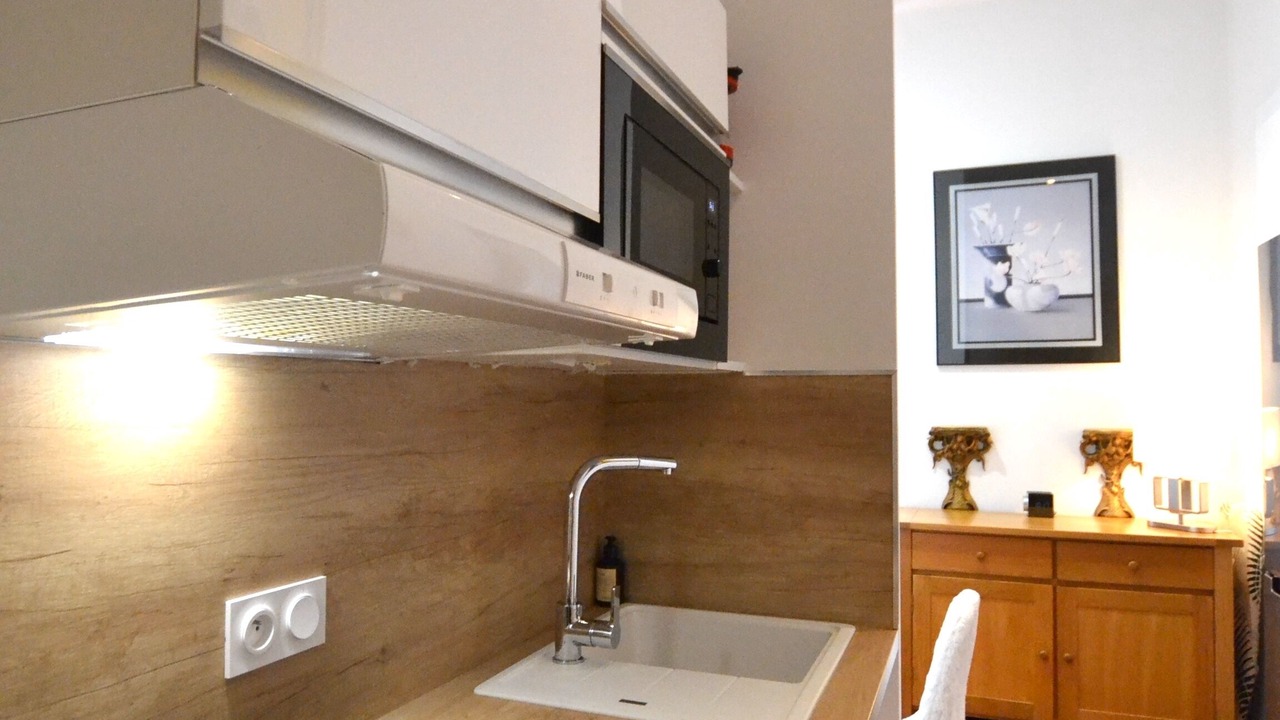 Photo of Kitchen in Les Fleurs