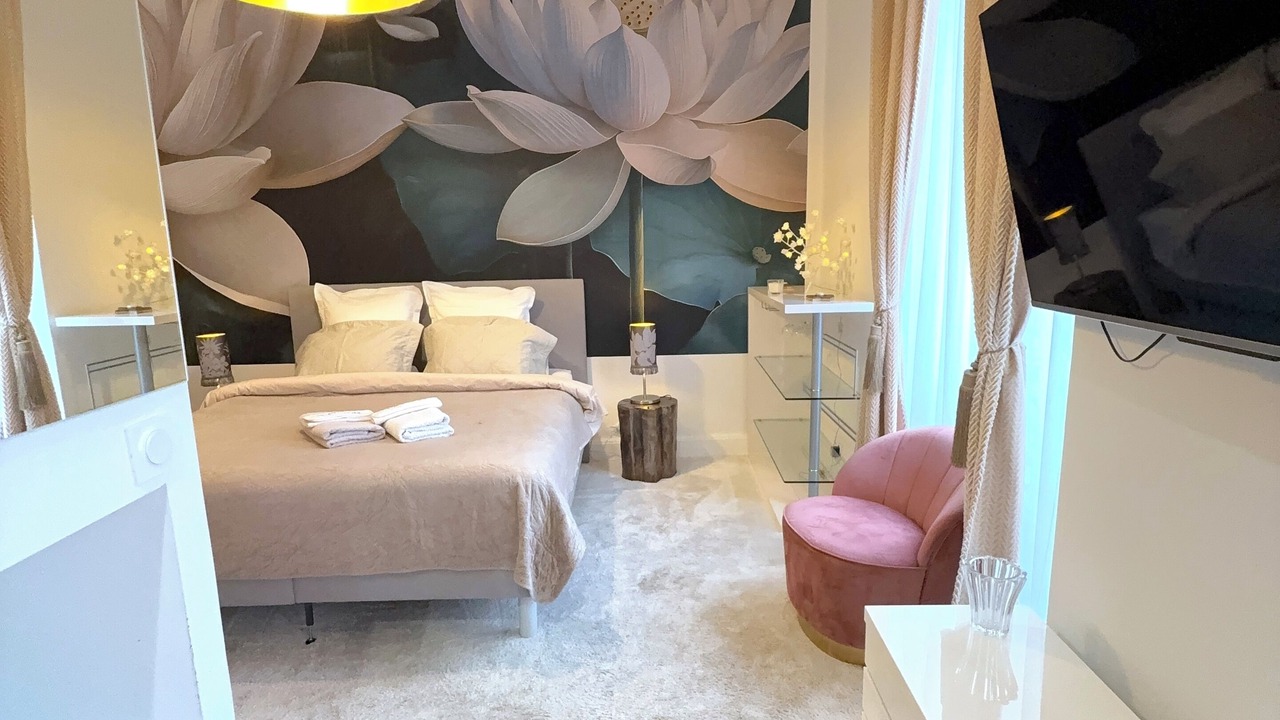 Photo of Bedroom in Les Fleurs