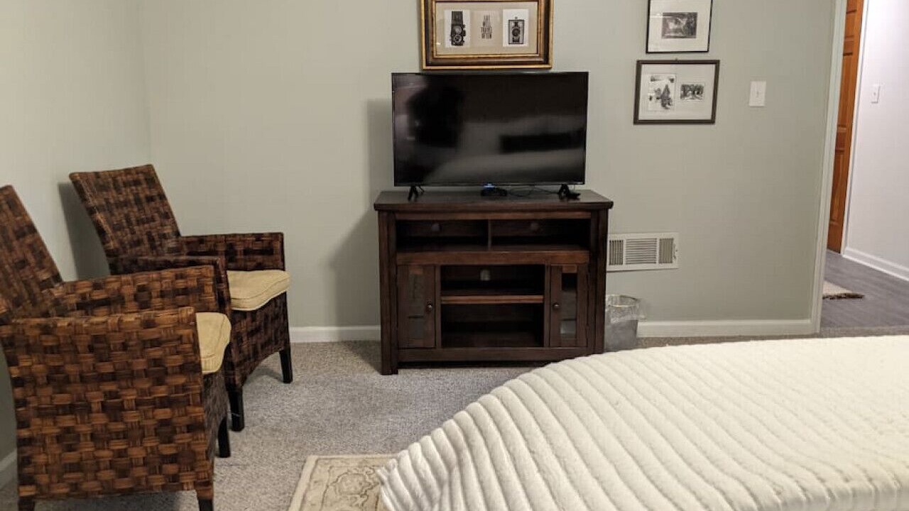 Photo of Bedroom in Lawrenceville