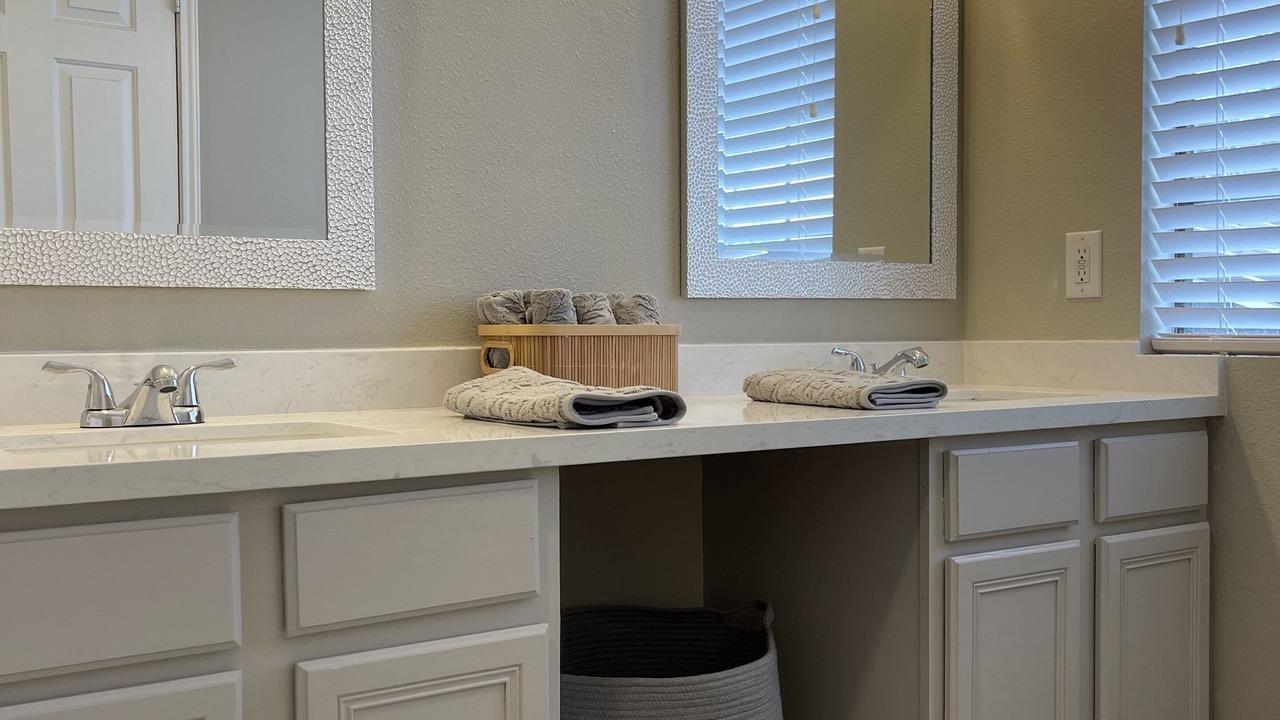 Photo of Bathroom in Pointblank