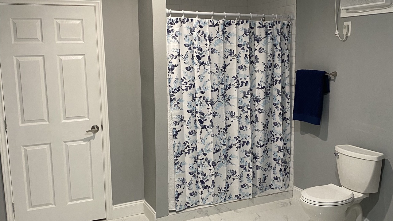 Photo of Bathroom in Pointblank