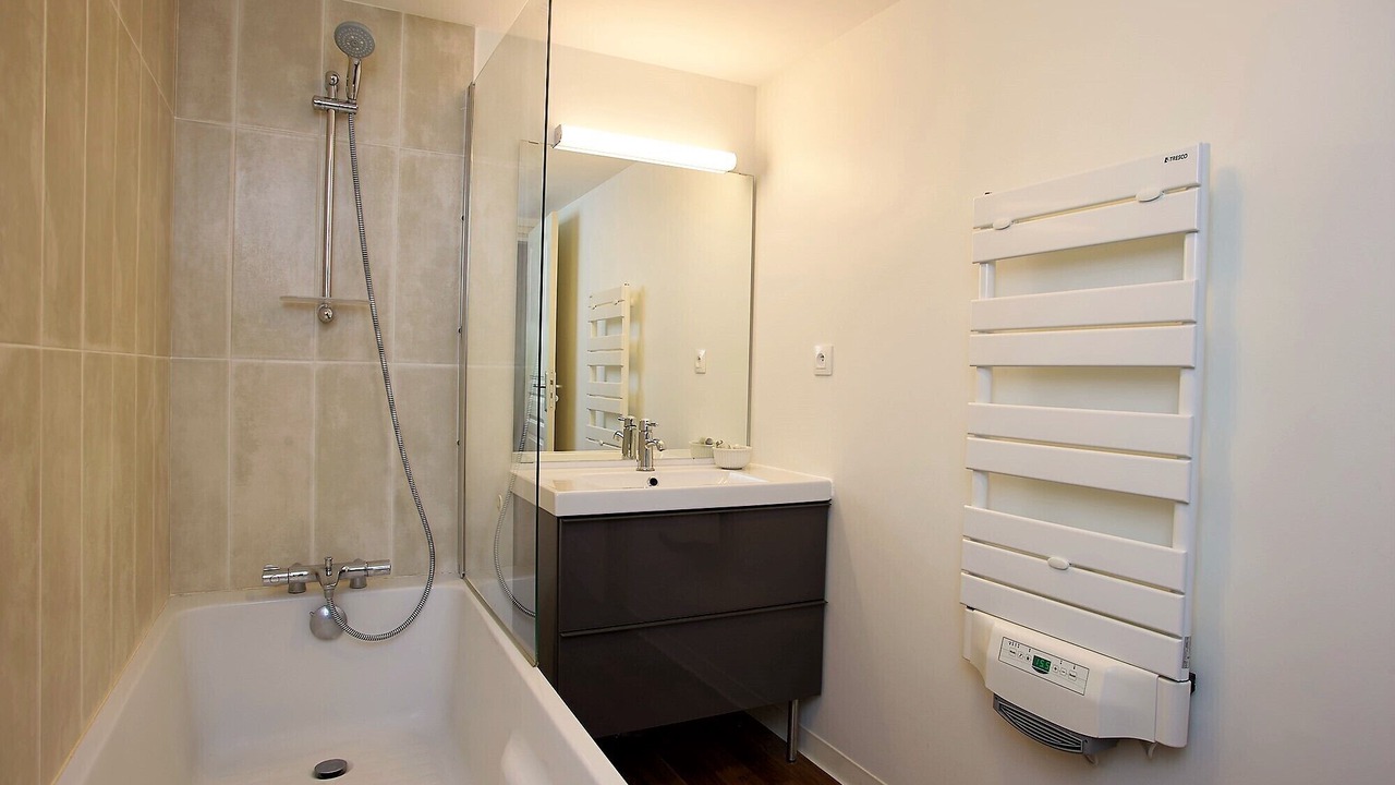 Photo of Bathroom in Vouvray