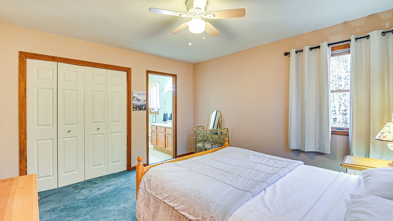 Photo of Bedroom in Elka Park