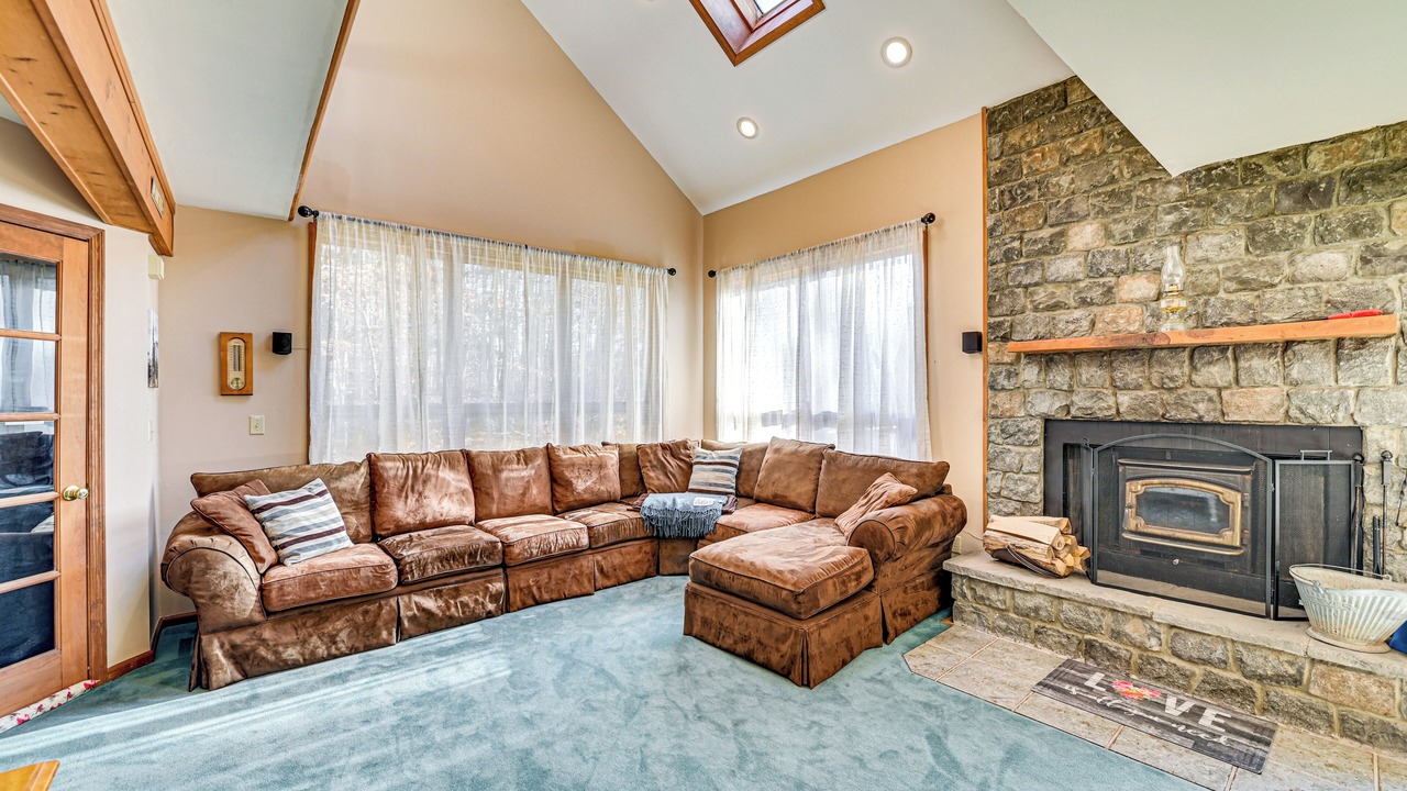 Photo of Livingroom in Elka Park
