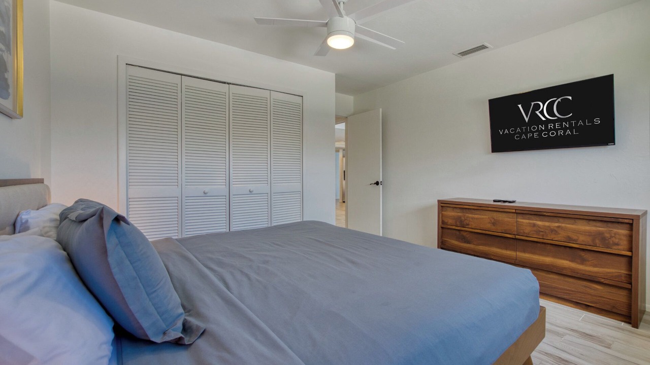 Photo of Bedroom in Eight Lakes