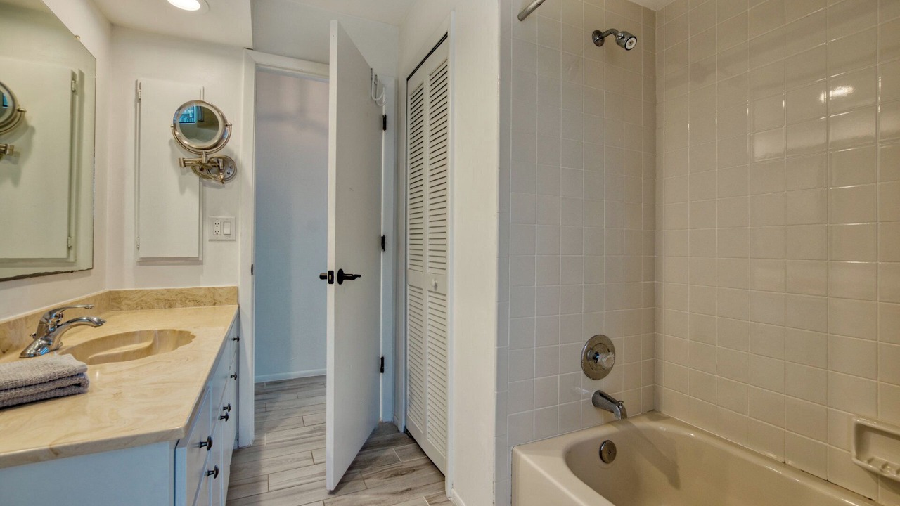 Photo of Bathroom in Eight Lakes