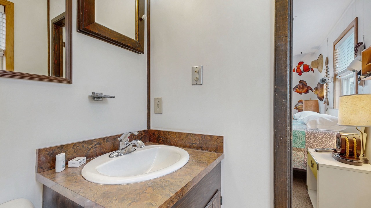 Photo of Bathroom in Palisade Acres