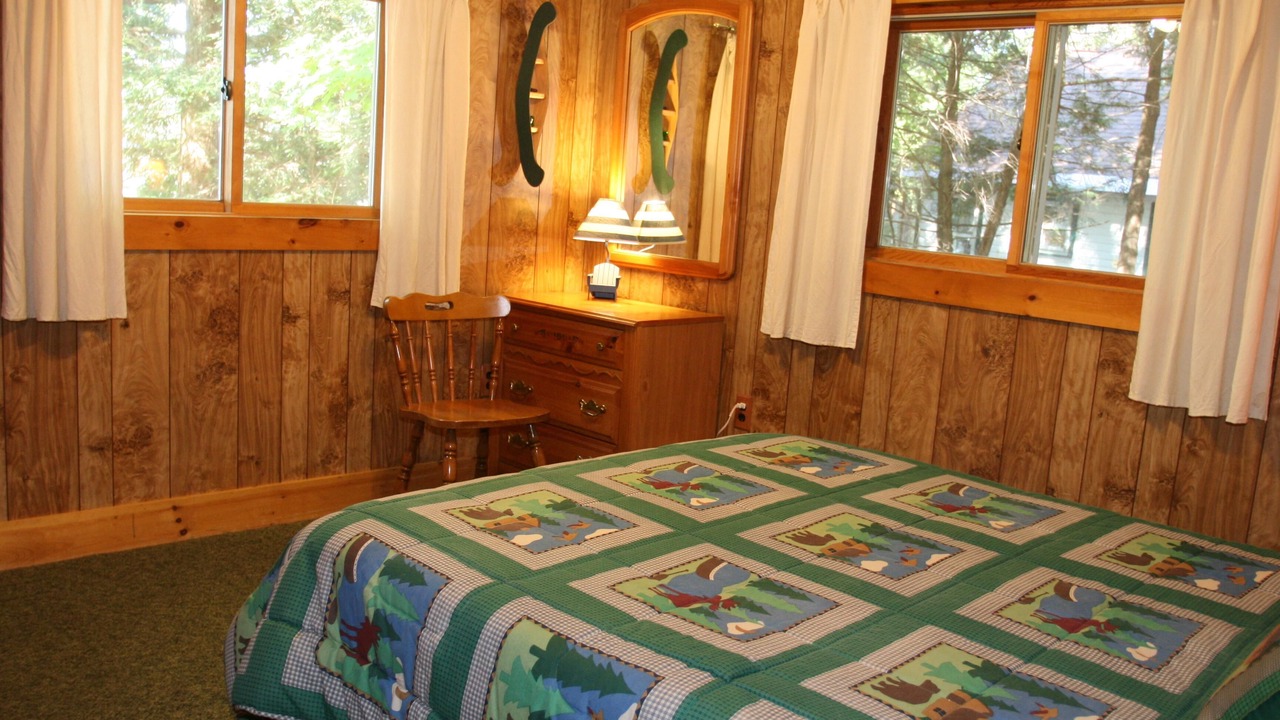 Photo of Bedroom in Long Lake