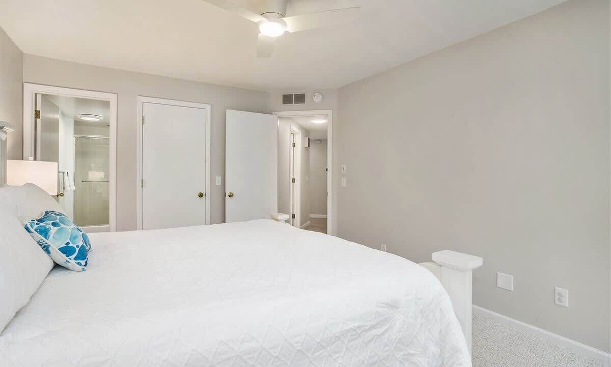 Photo of Bedroom in South Haven