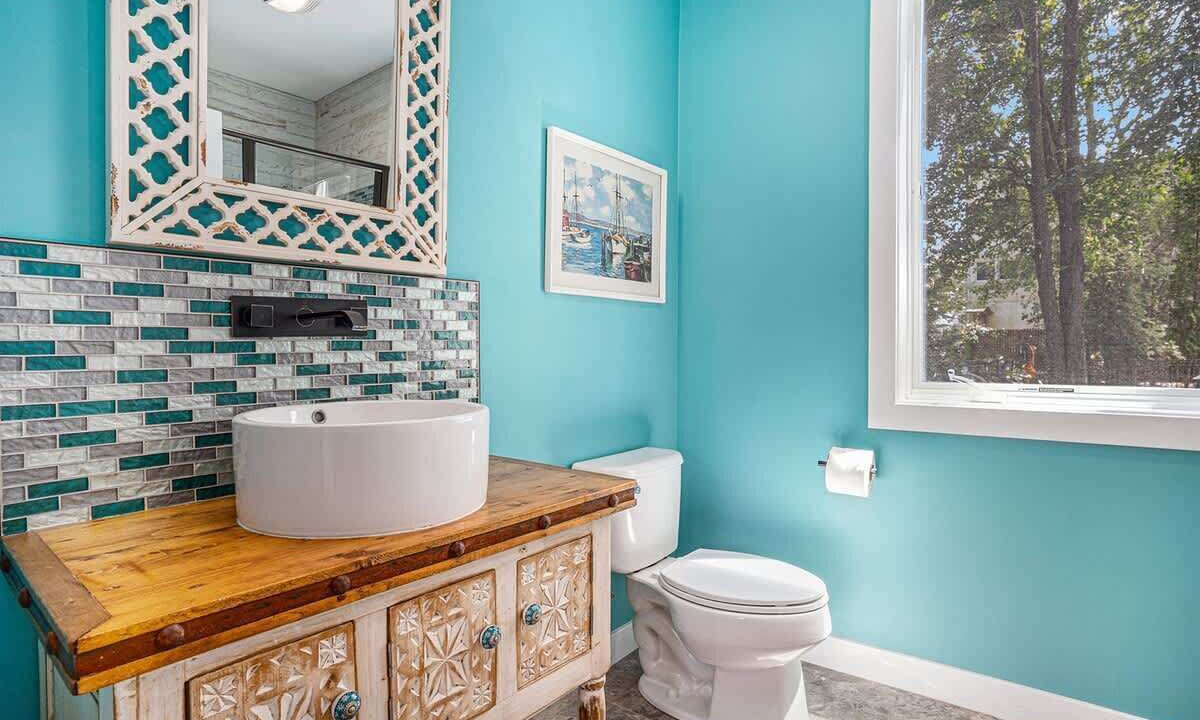 Photo of Bathroom in Miami Park
