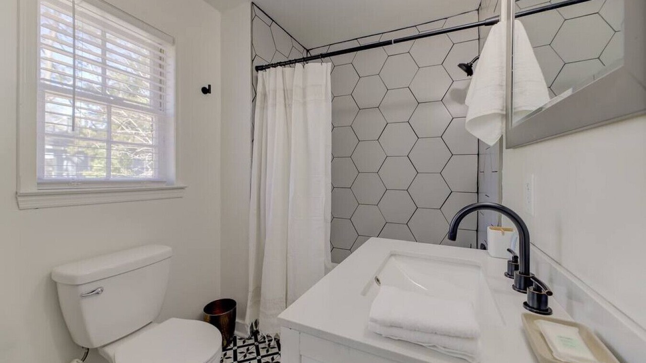 Photo of Bathroom in Earlewood