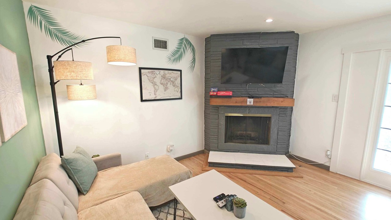 Photo of Livingroom in Winnetka