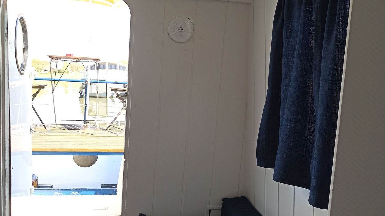 Photo of Others in Cuffy