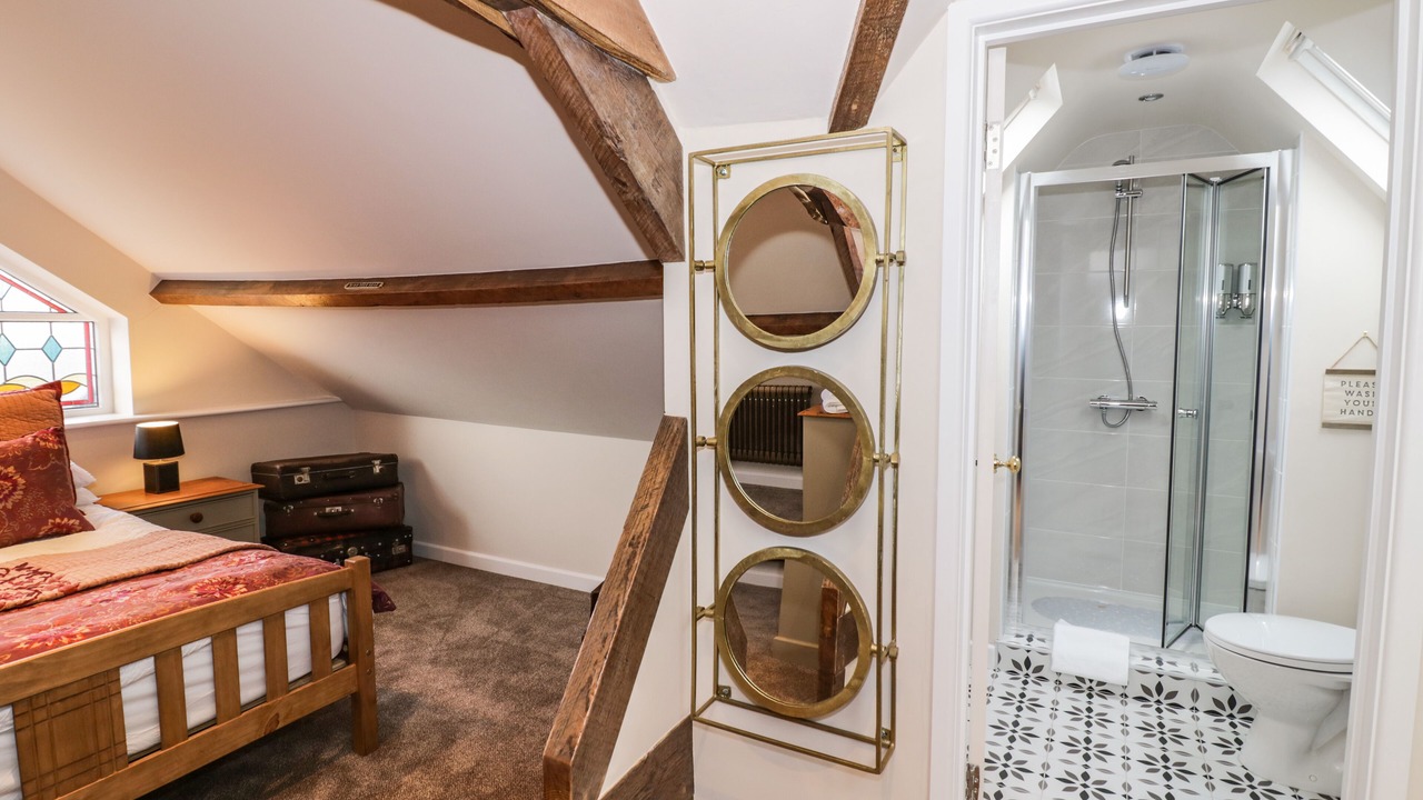 Photo of Bathroom in Blakedown