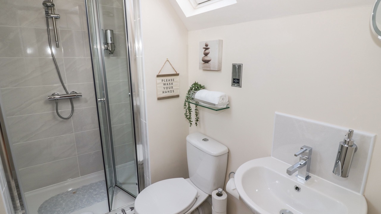 Photo of Bathroom in Blakedown