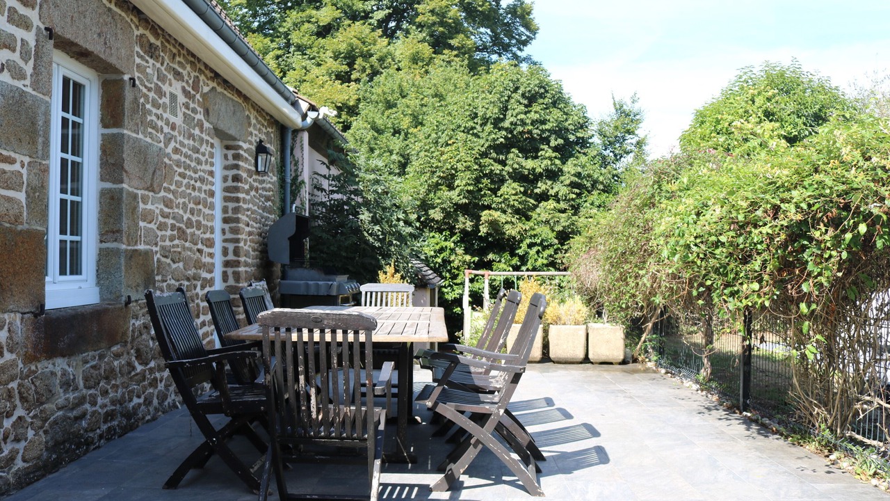 Photo of Patio Balcony in Sainte-Marguerite-de-Carrouges