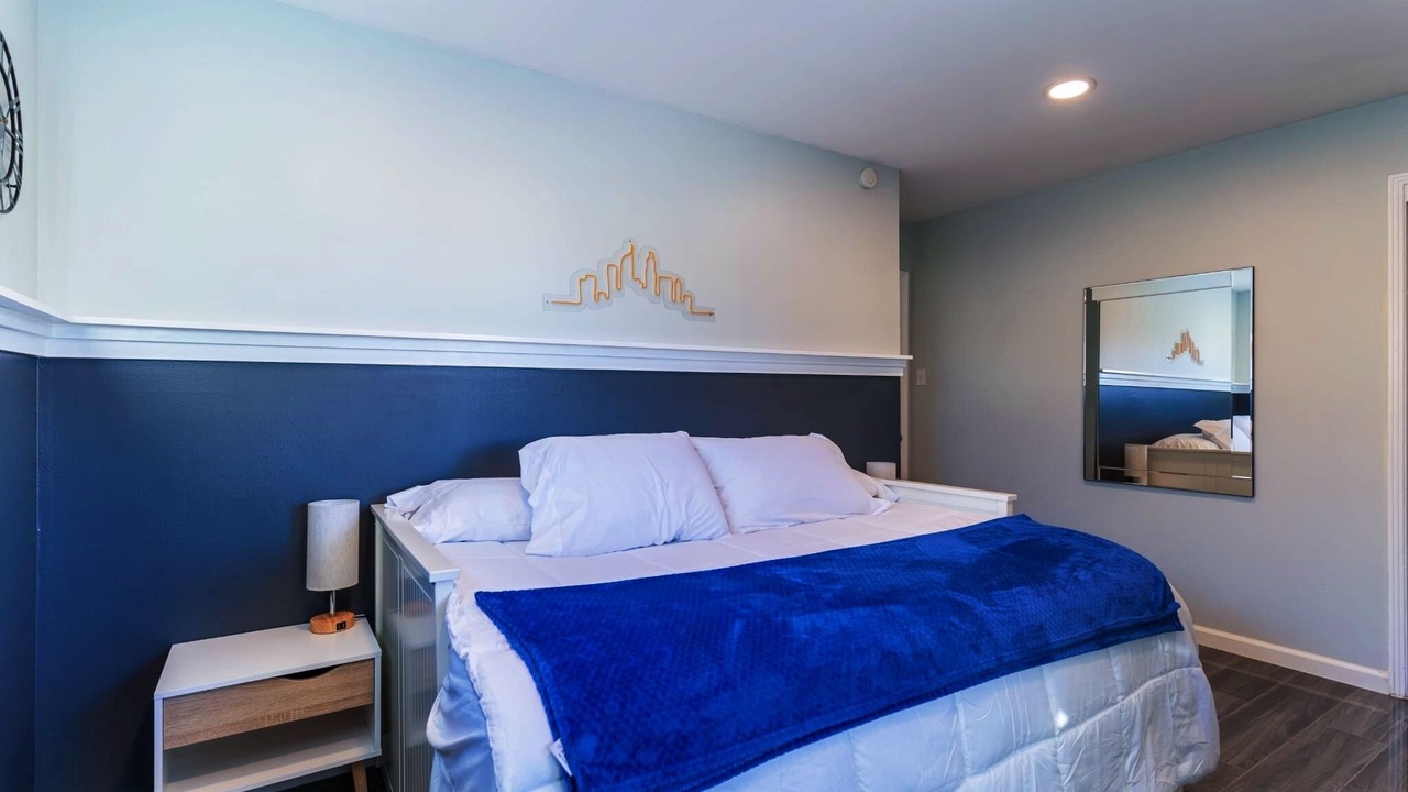 Photo of Bedroom in Biggs Field