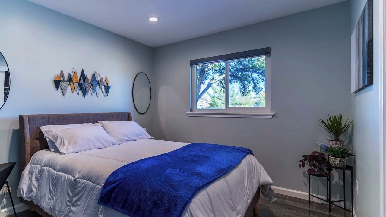 Photo of Bedroom in Biggs Field