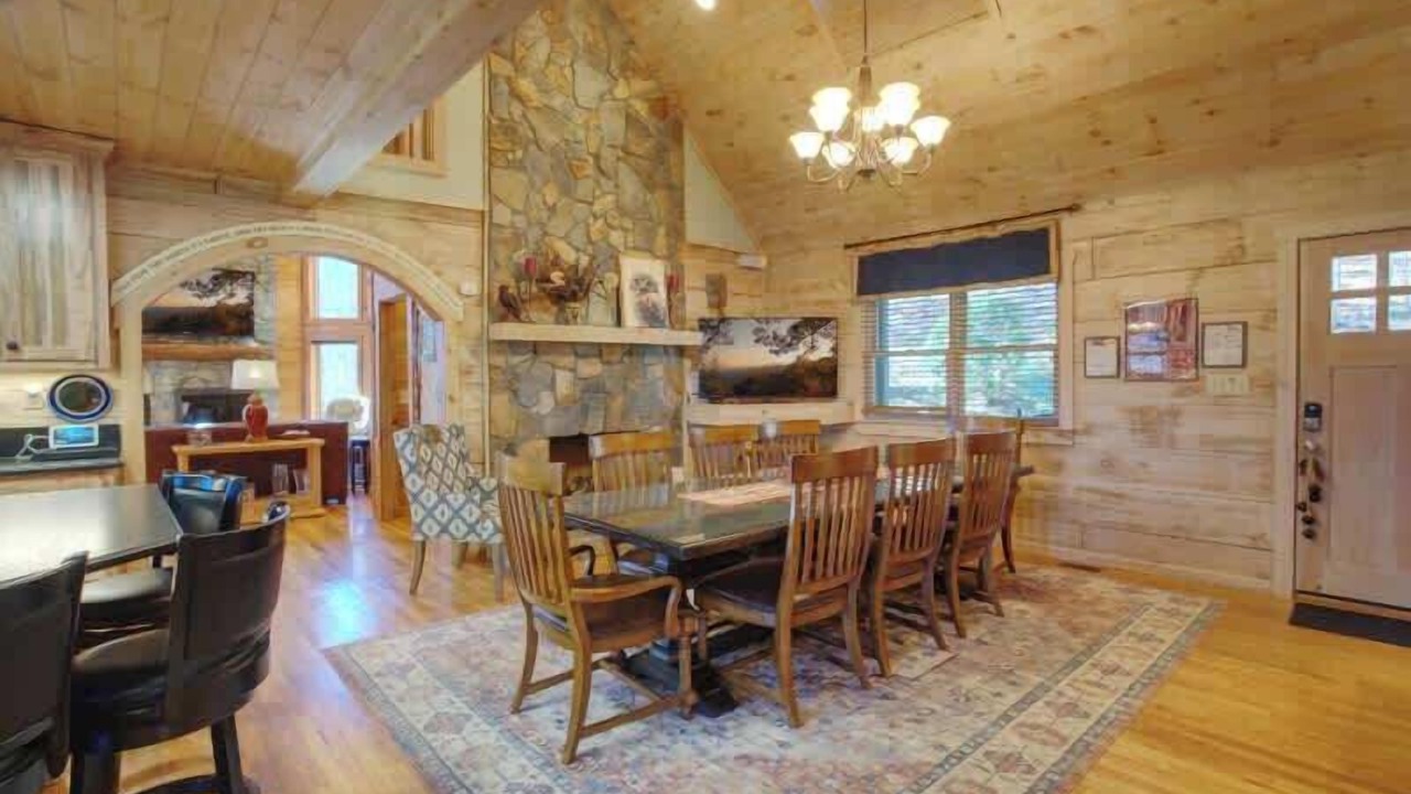 Photo of Livingroom in Boone