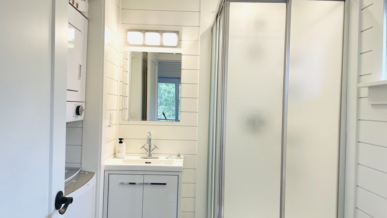 Photo of Bathroom in Harbour Main