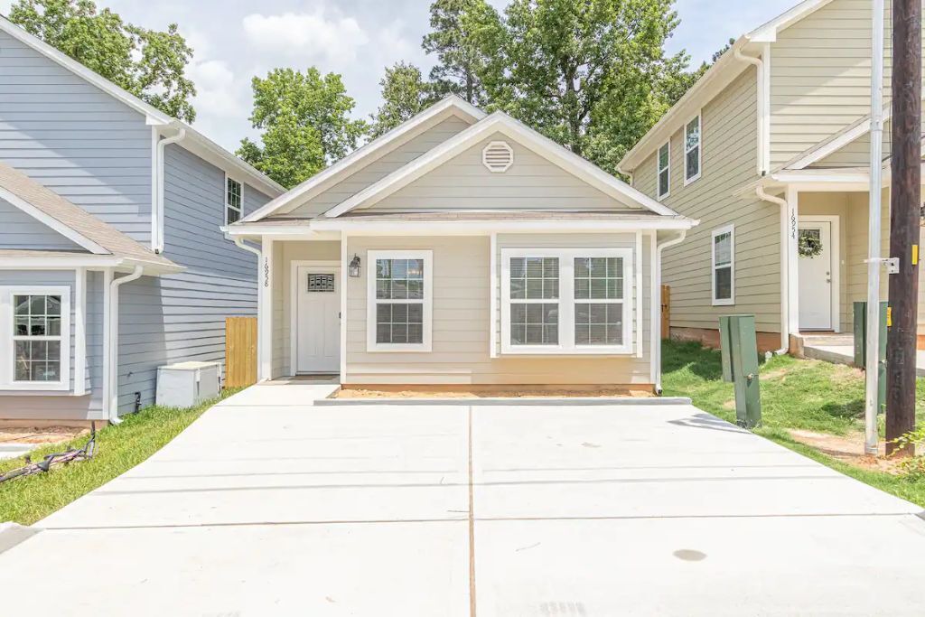 Photo of Outdoor in Montgomery