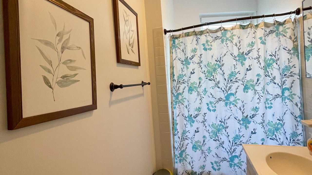 Photo of Bathroom in Cleveland Circle
