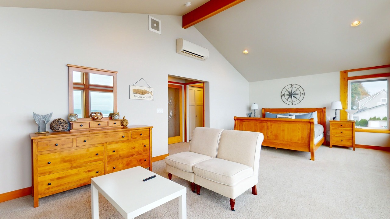 Photo of Livingroom in Camano Island