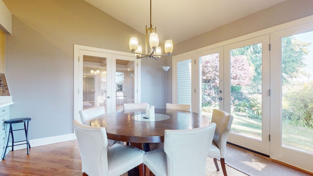 Photo of Others in Lake Forest Park