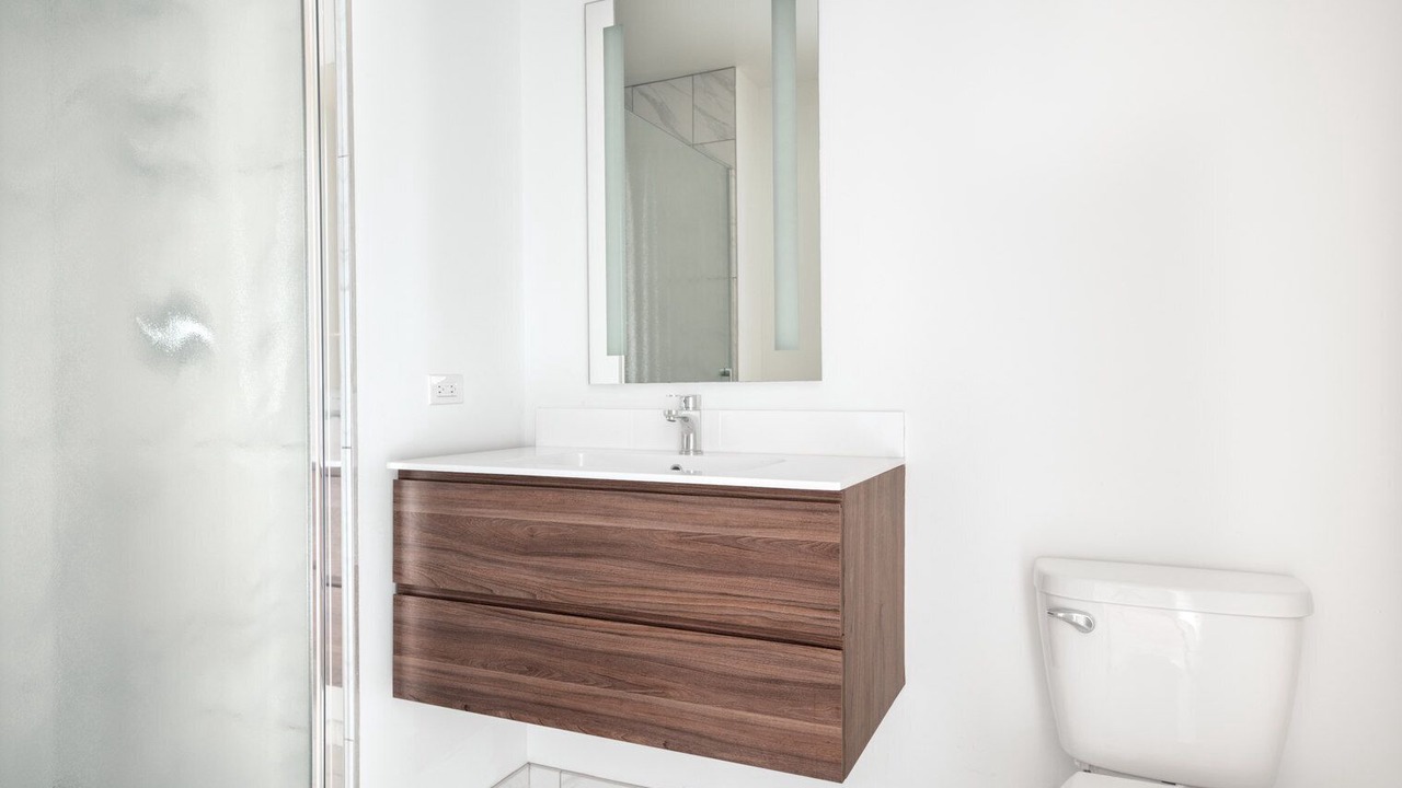 Photo of Bathroom in River North